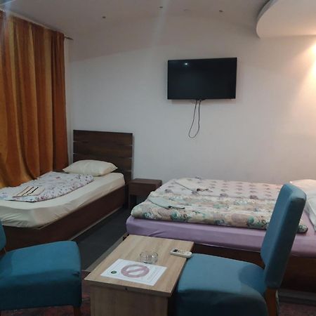 Bihać Hotel Irish מראה חיצוני תמונה