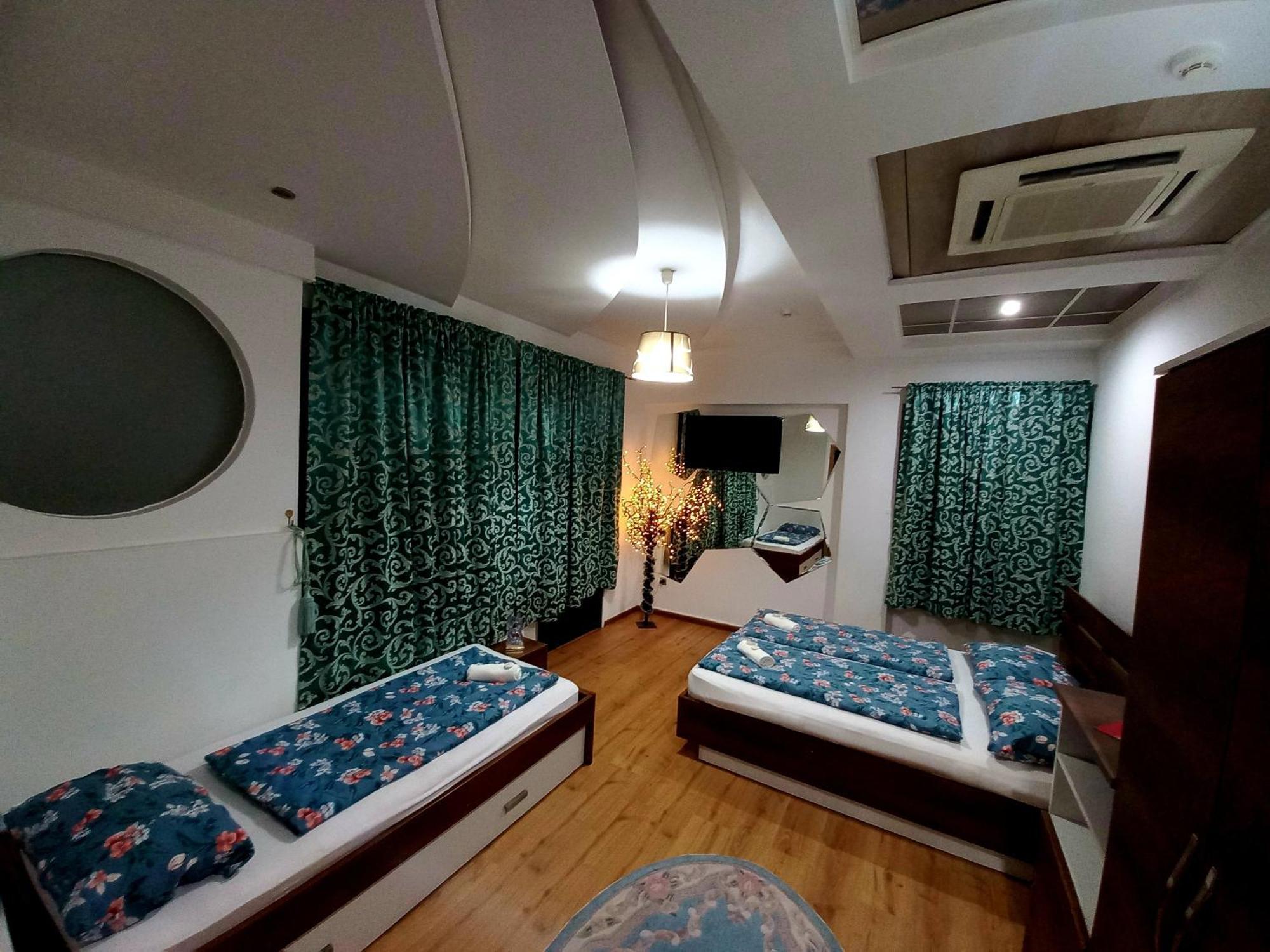 Bihać Hotel Irish מראה חיצוני תמונה