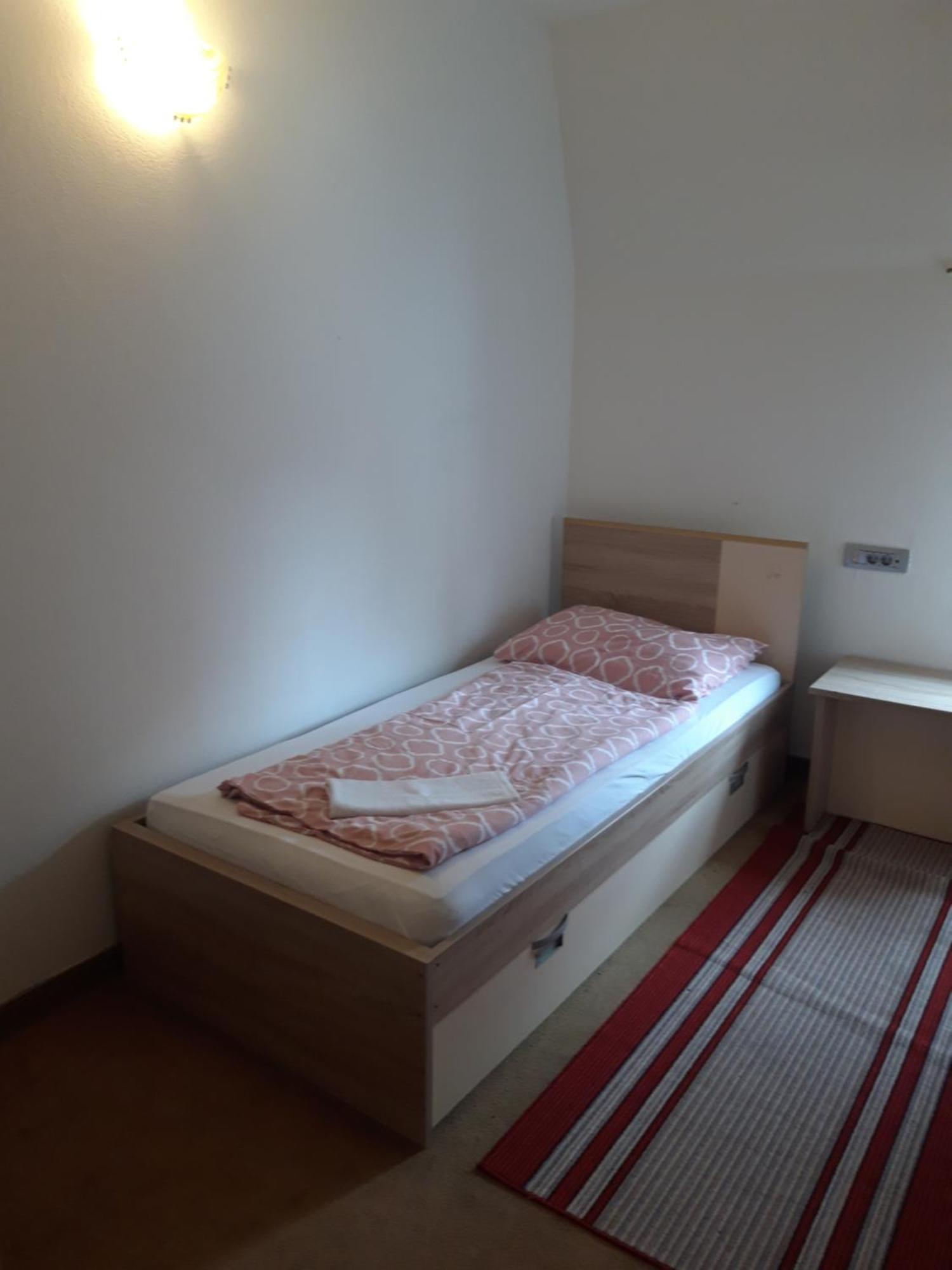Bihać Hotel Irish מראה חיצוני תמונה